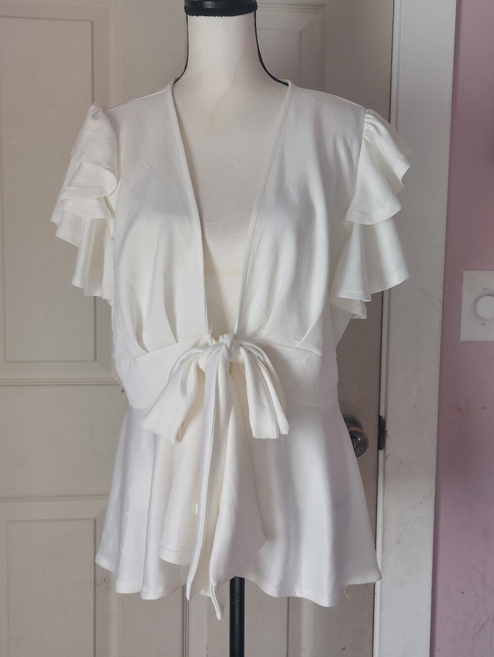 Emperice Crisp White Tie Front Peplum Top With Layered Ruffle Sleeves Size 1X